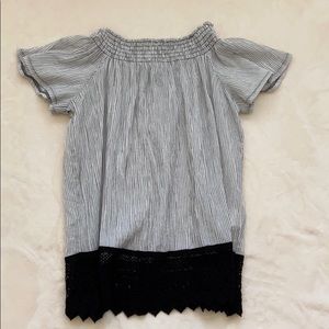 Nine West off the shoulder top